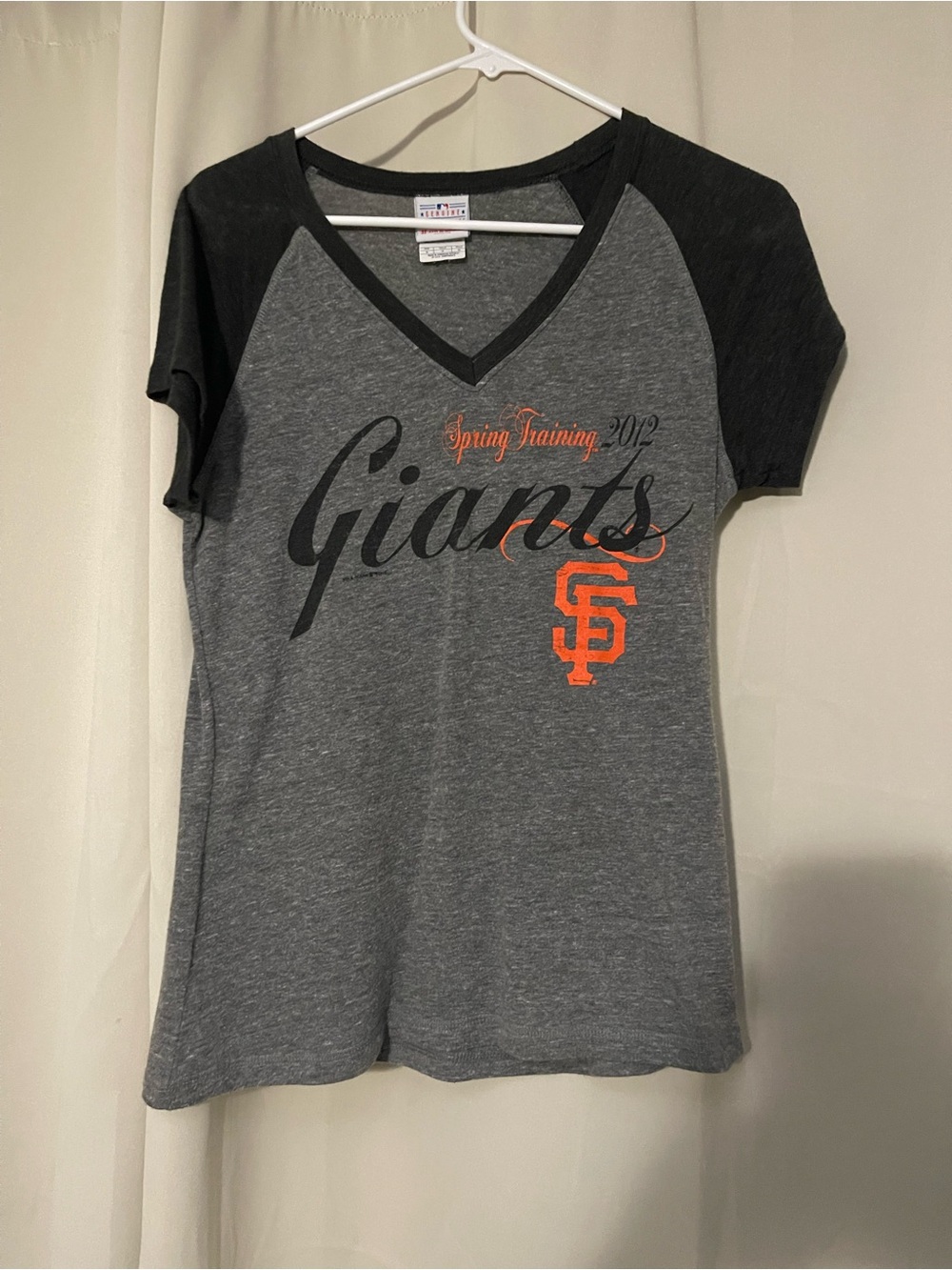 San Francisco Giants Grey & Black V-Neck Tee with Orange Logo